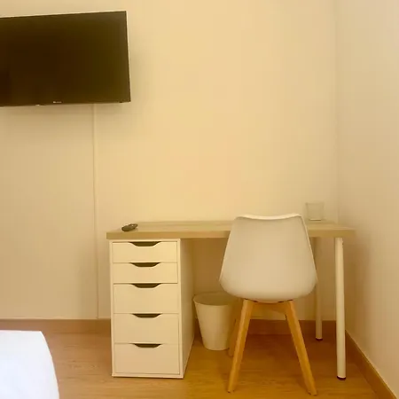 Corporativo - Rua Asturias - 1 * Vigo